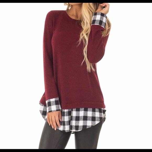 Tops - Long sleeve tee top with plaid hem